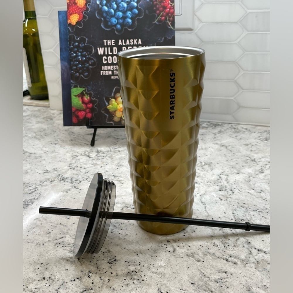 Starbucks Holiday 2024 Gold Metallic Studded SS Cold Cup. NWT. Super classy! - Picture 5 of 7